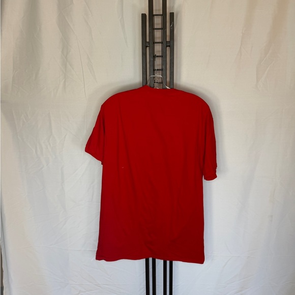 Fruit of the Loom Classic Red Short Sleeve Tee - Picture 3 of 5